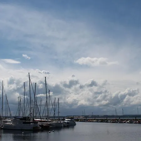 Moderne In Meeresnaehe In Tarnewitz